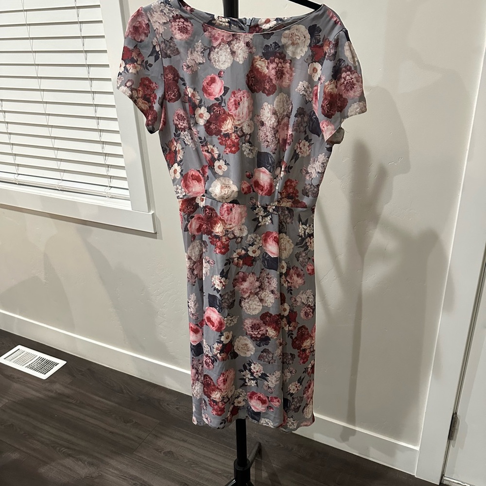 Love Floral Midi Dress in Red and Pink